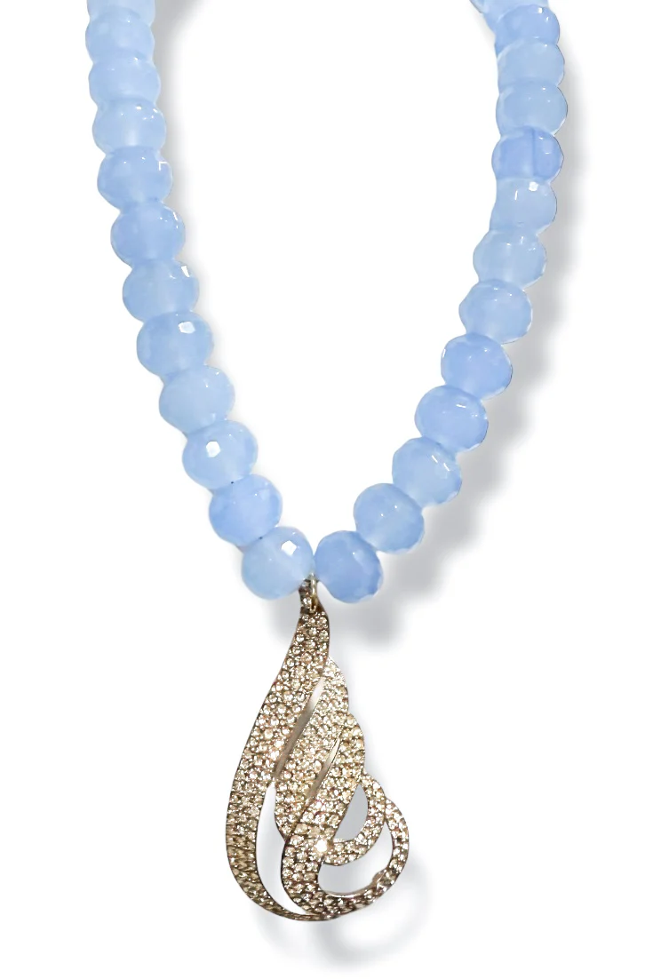 Made in the Deep South 1940s Brooch 1960s Chalcedony Necklace