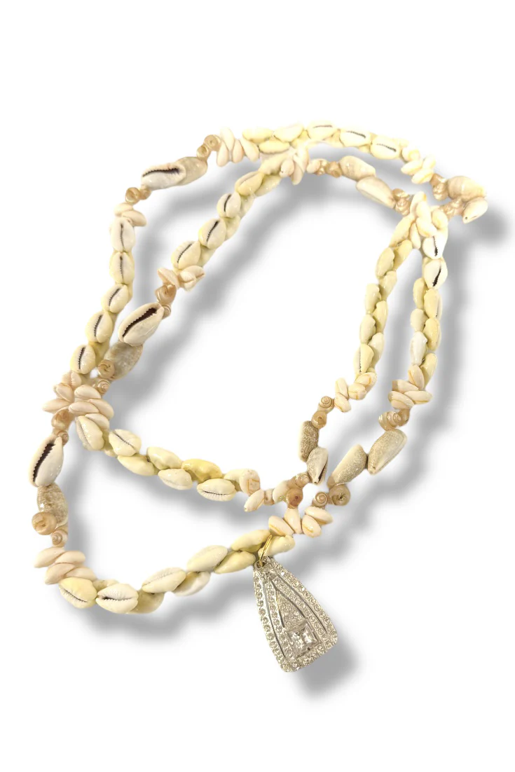 Made in the Deep South 1940s Fur Clip 1960s Shell Necklace *Final Sale*