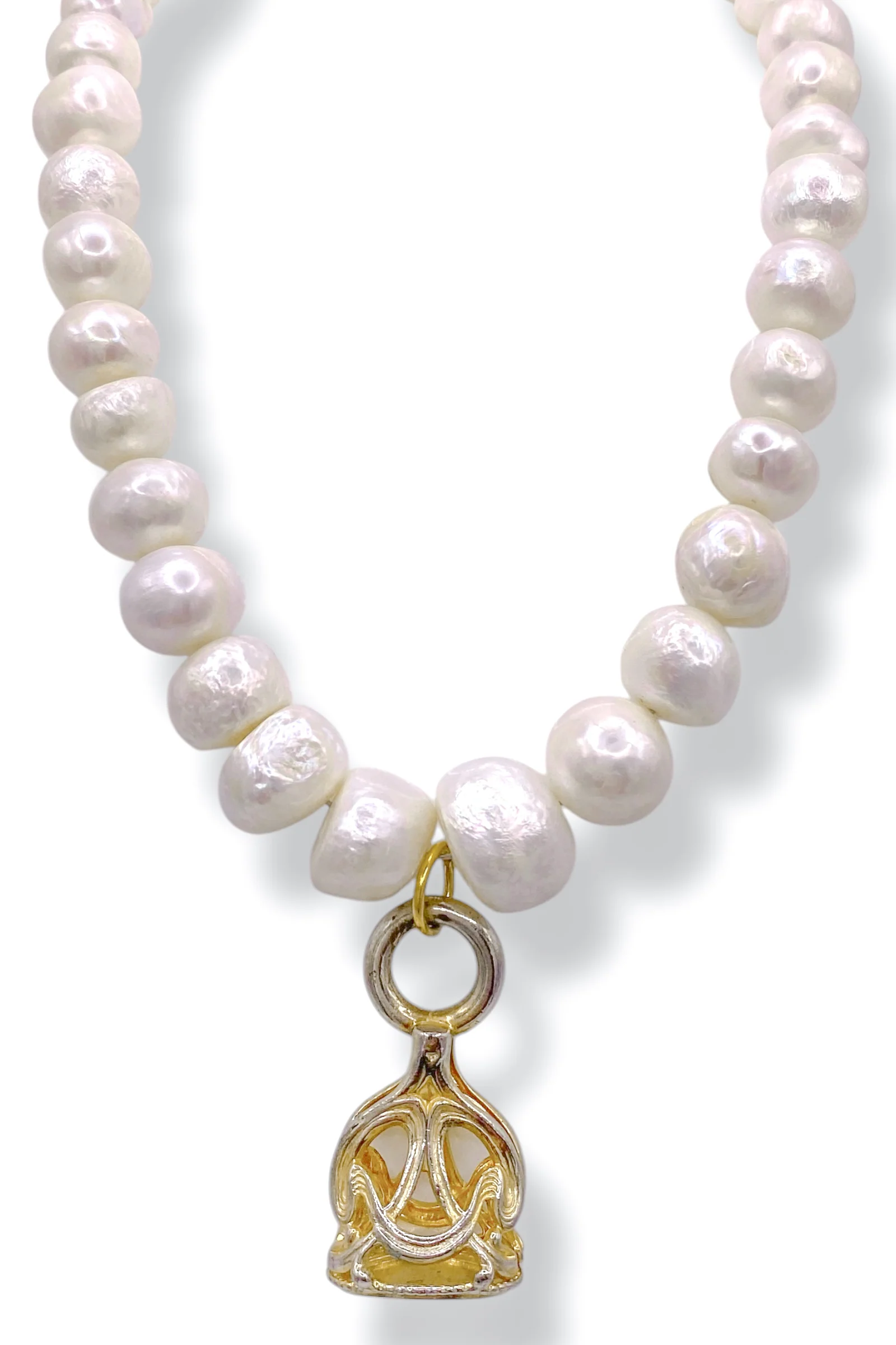Made in the Deep South 1960s Fob Baroque Pearl Necklace