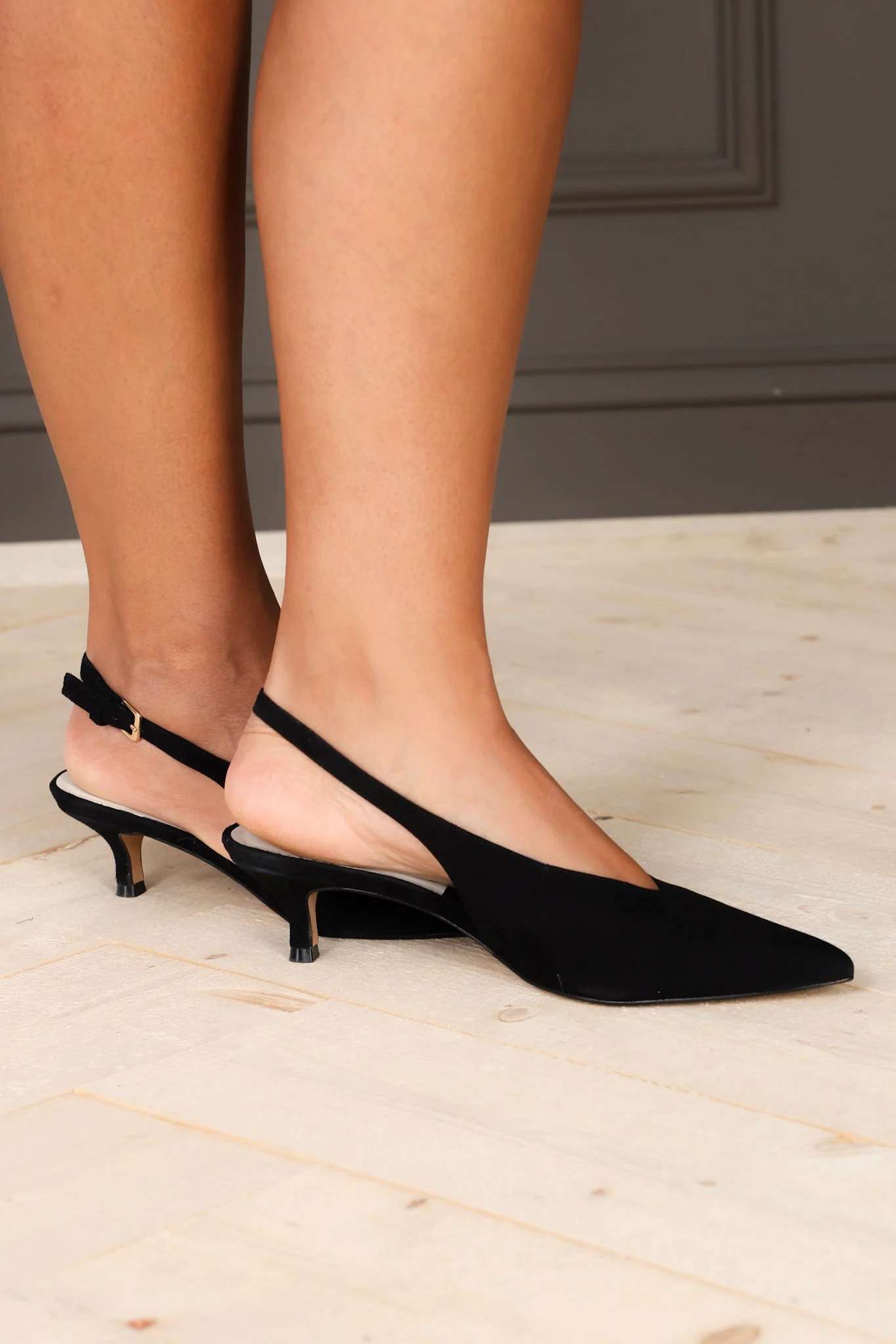 Dolce Vita Alenna Sling Back Onyx Suede Heels - Image 4