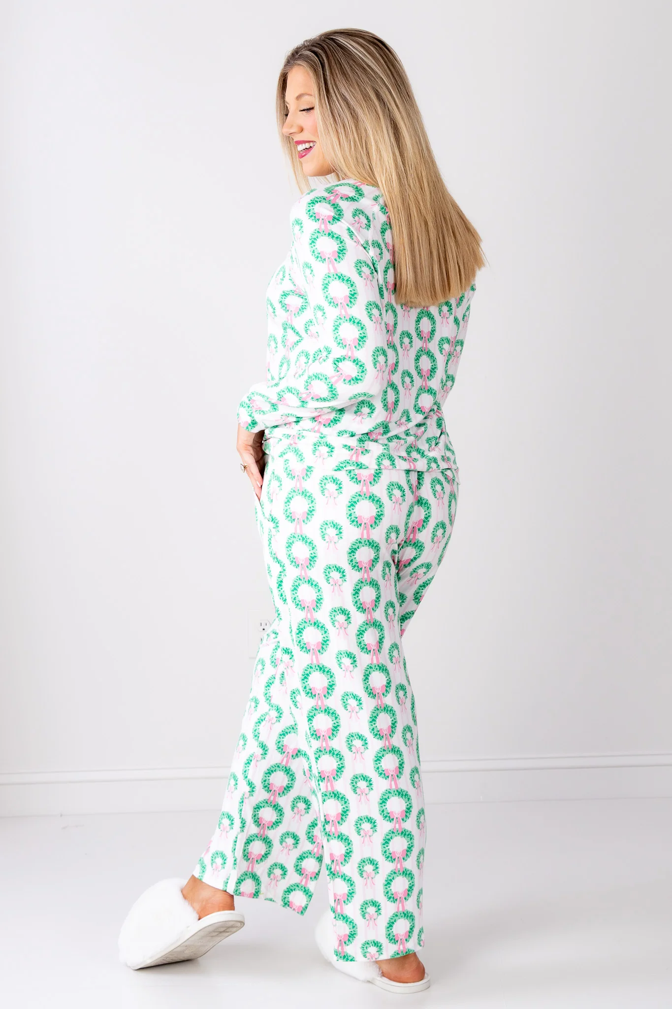 Annie Rosy Wreaths Pajama Set - Image 2