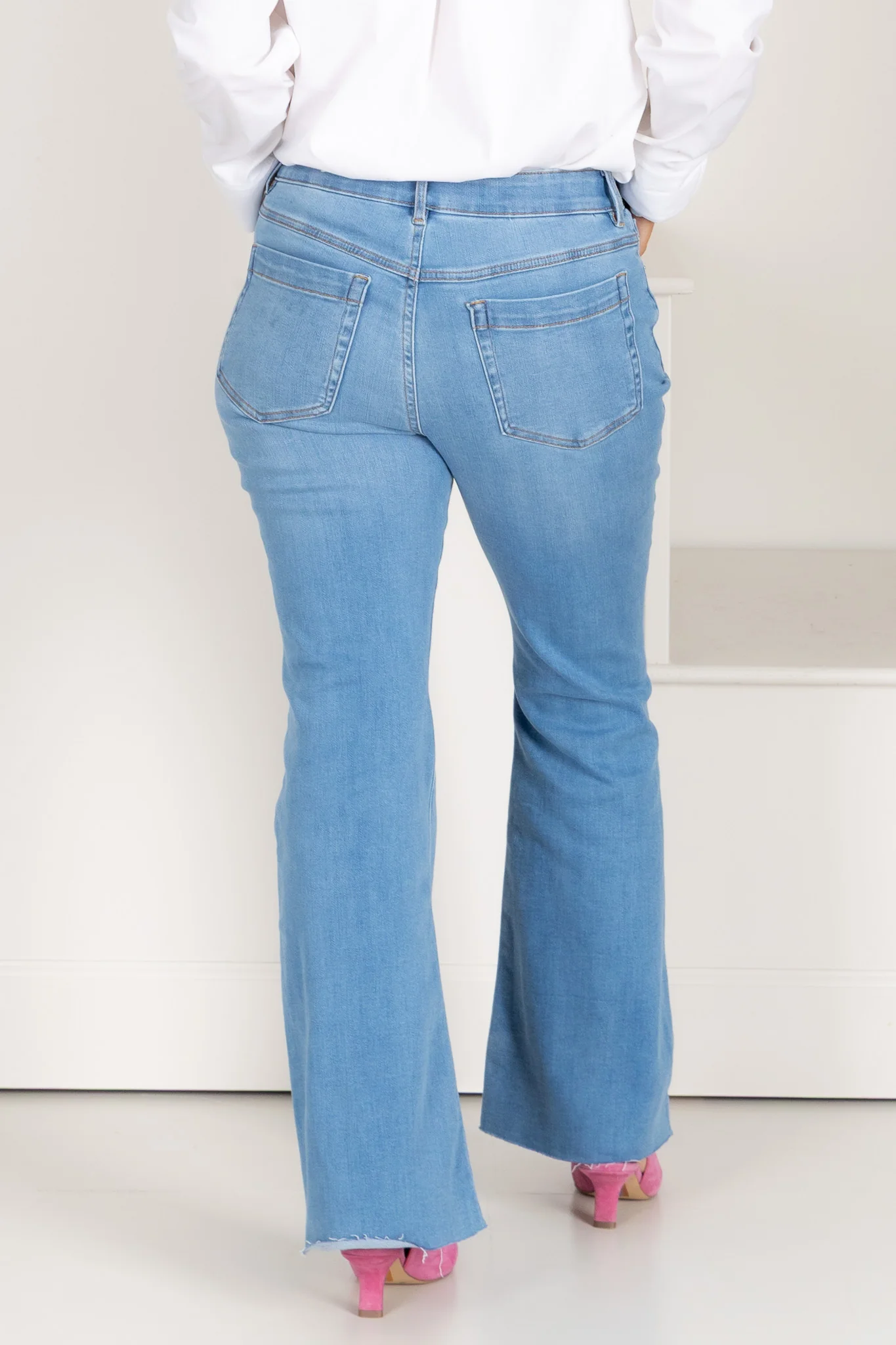 Tribal Audrey Coastal Blue Hugging Flare Jean - Image 4