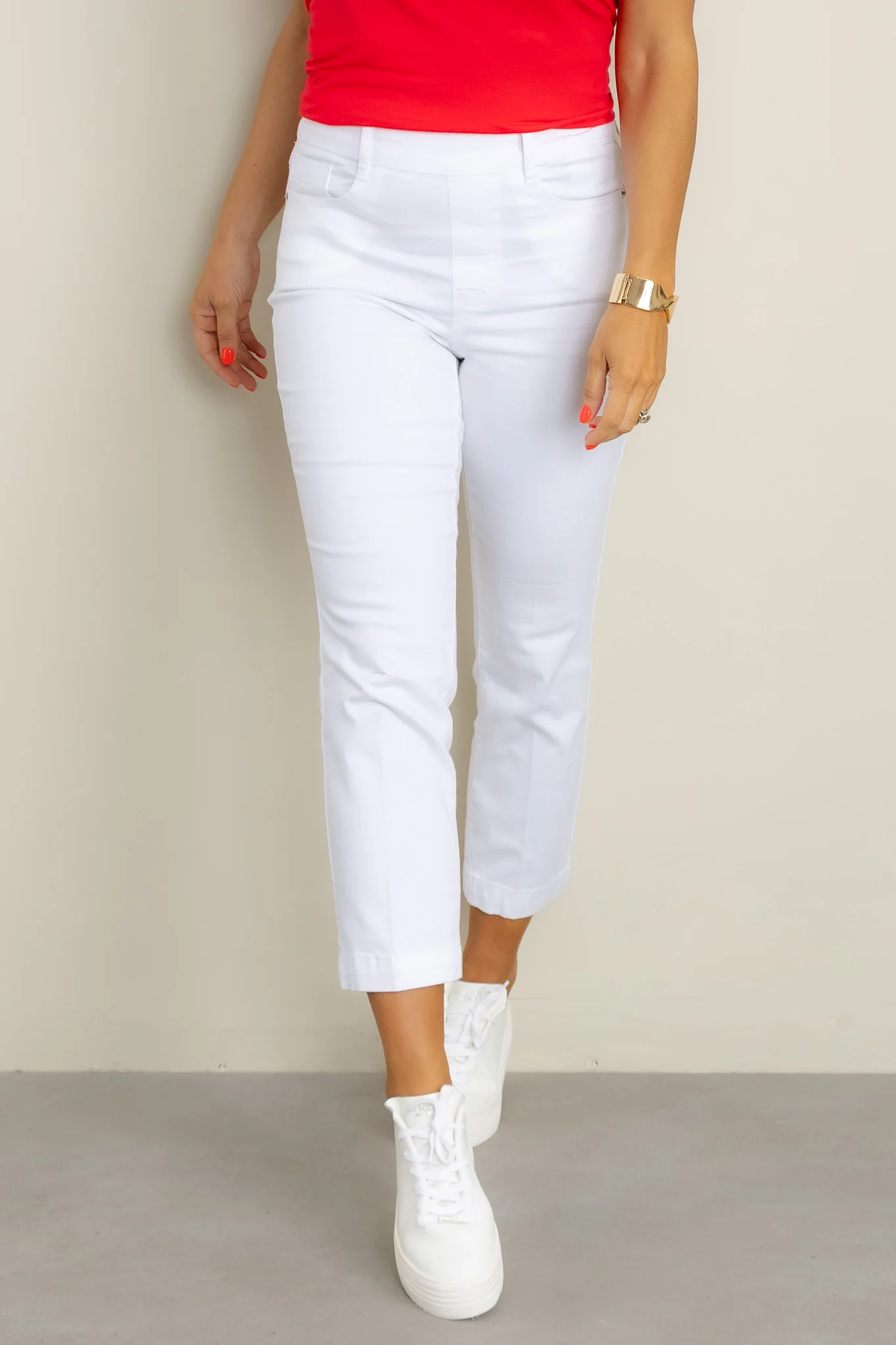 Tribal Audrey Pull On White Straight Crop Jean - Image 3