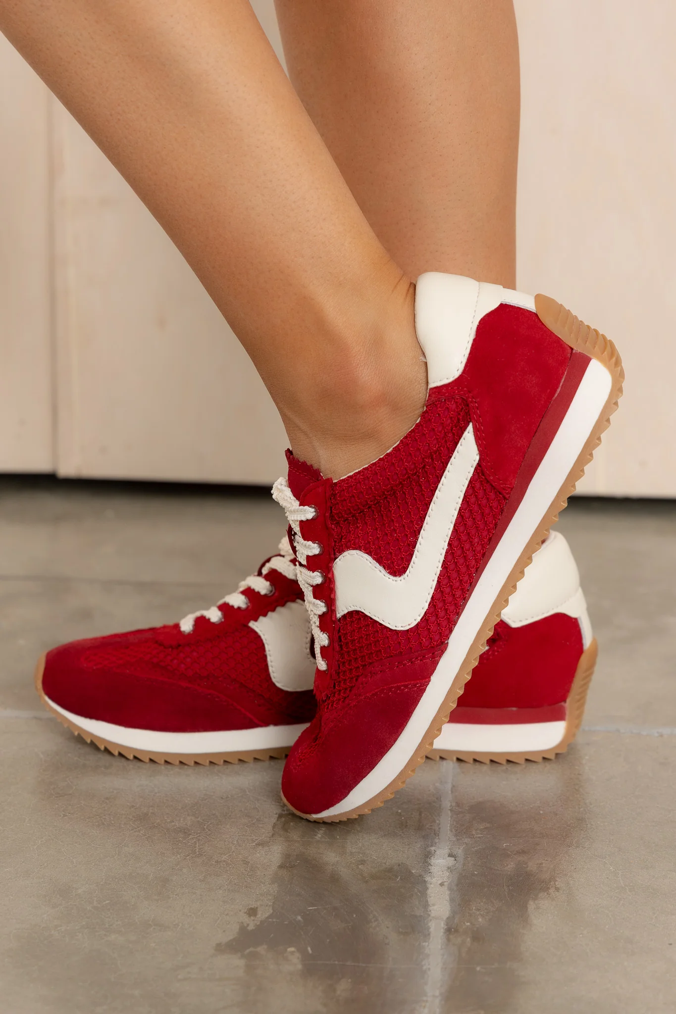 Dolce Vita Crimson Woven Mesh Sneaker - Image 5
