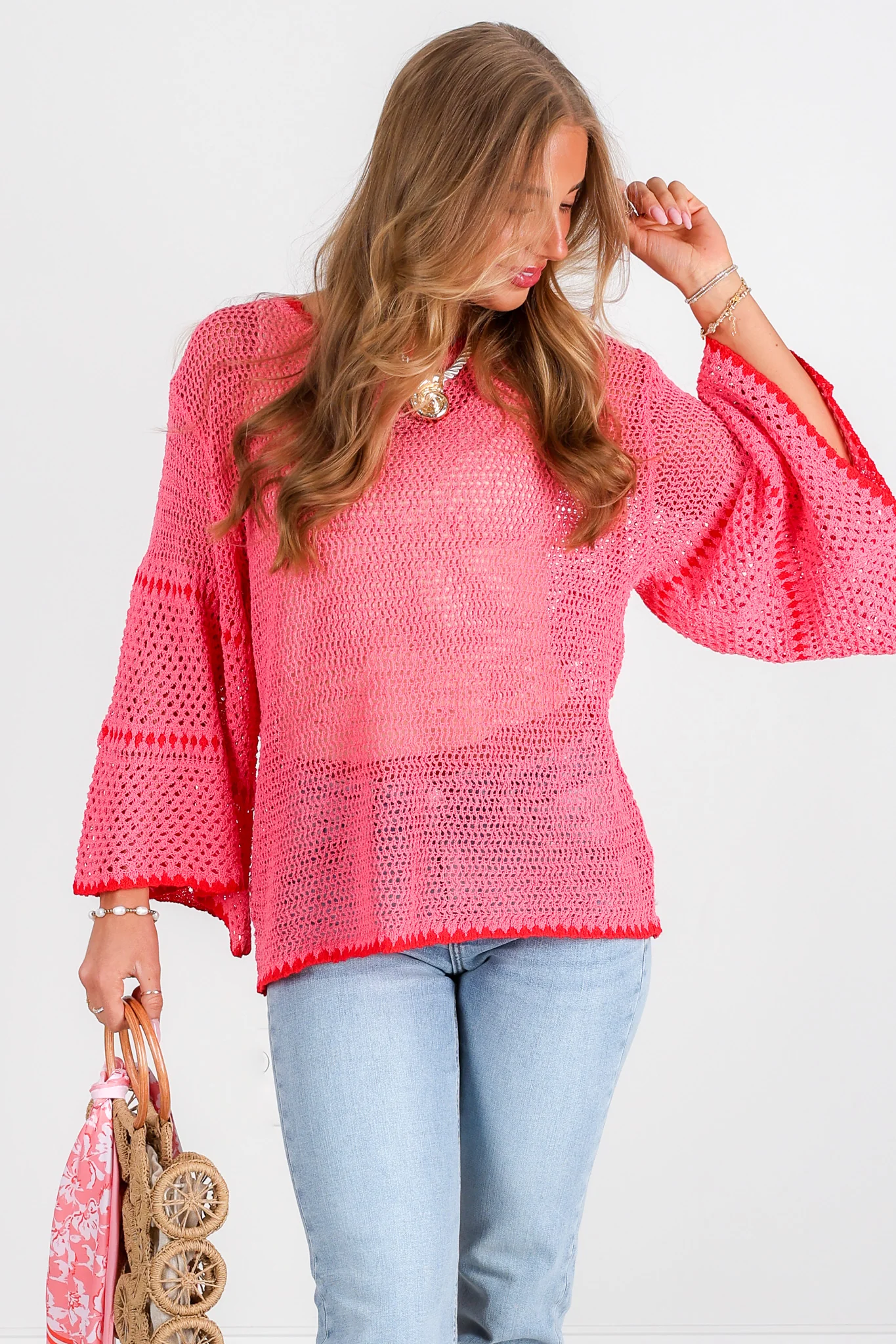 Donna Knitted Pink Bell Sleeve Sweater - Image 3