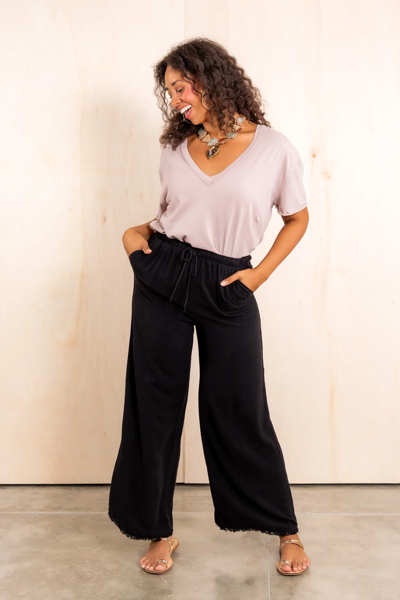 Z Supply Black Soren Wide Leg Pant - Image 3