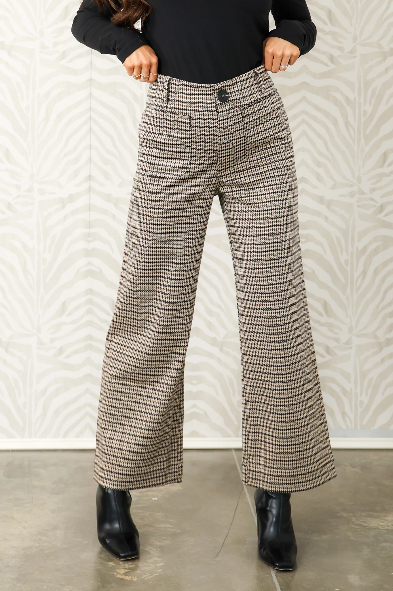 Reminds You Brown Houndstooth Straight Leg Pant - Image 8