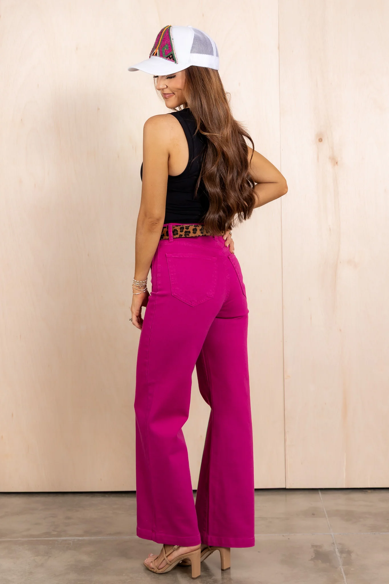 One To Remember Cropped Black Seamless Tank - Image 3