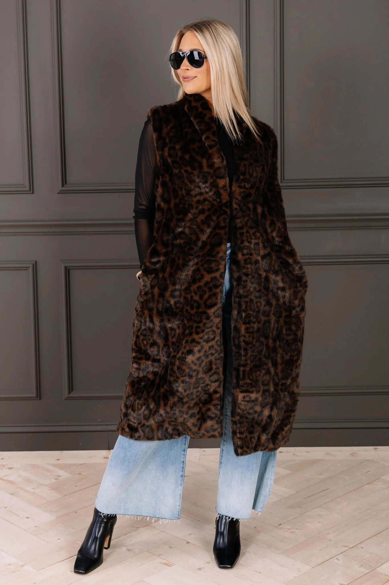 Mary Faux Fur Animal Vest - Image 5