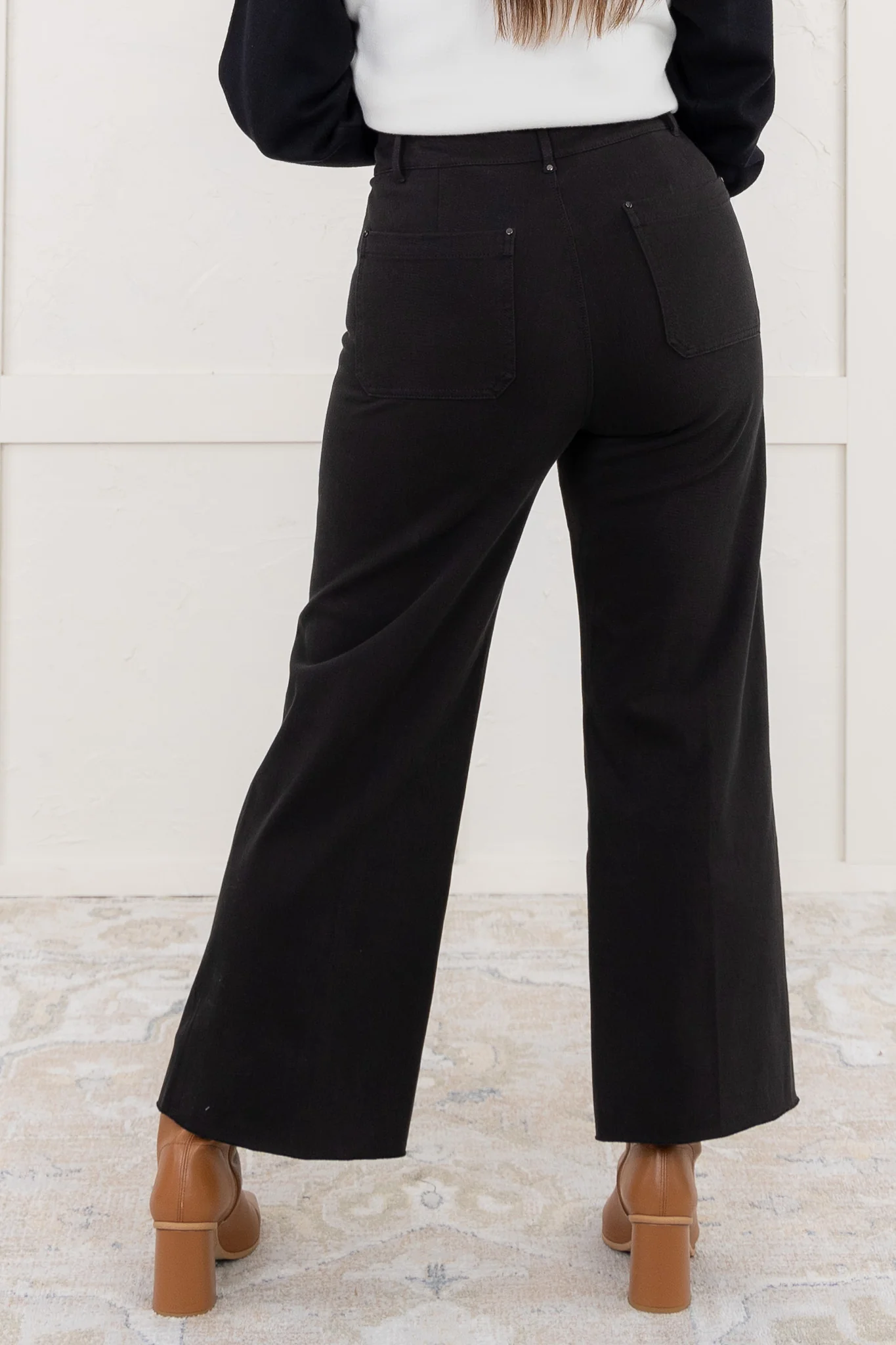 Erin High Waisted Wide Leg Black Jean - Image 5