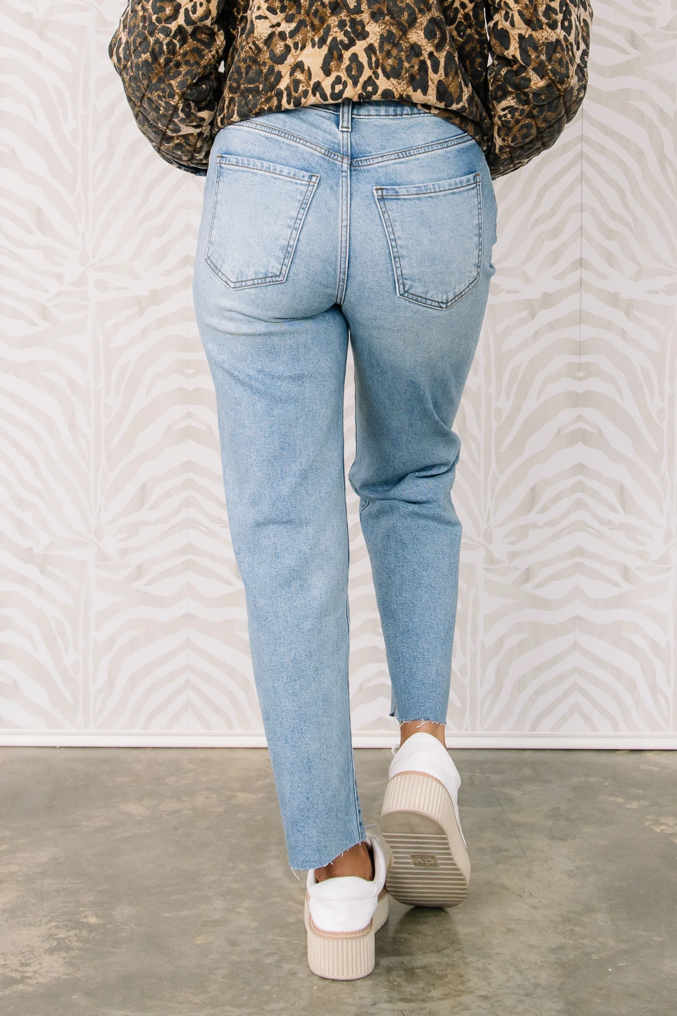 Fay High Rise Ankle Straight Jean - Image 5