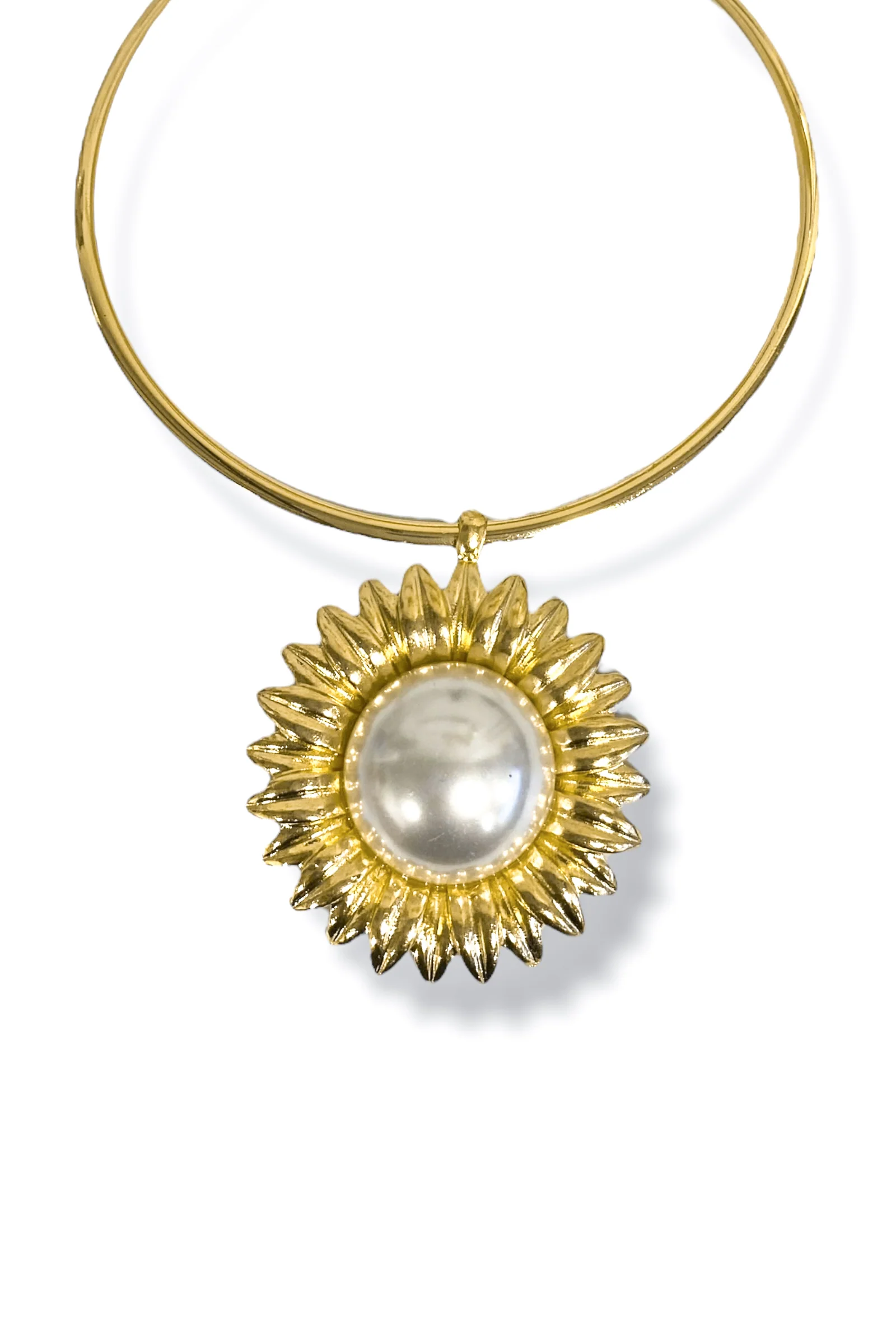 Till The End Pearl Flower Pendant Necklace