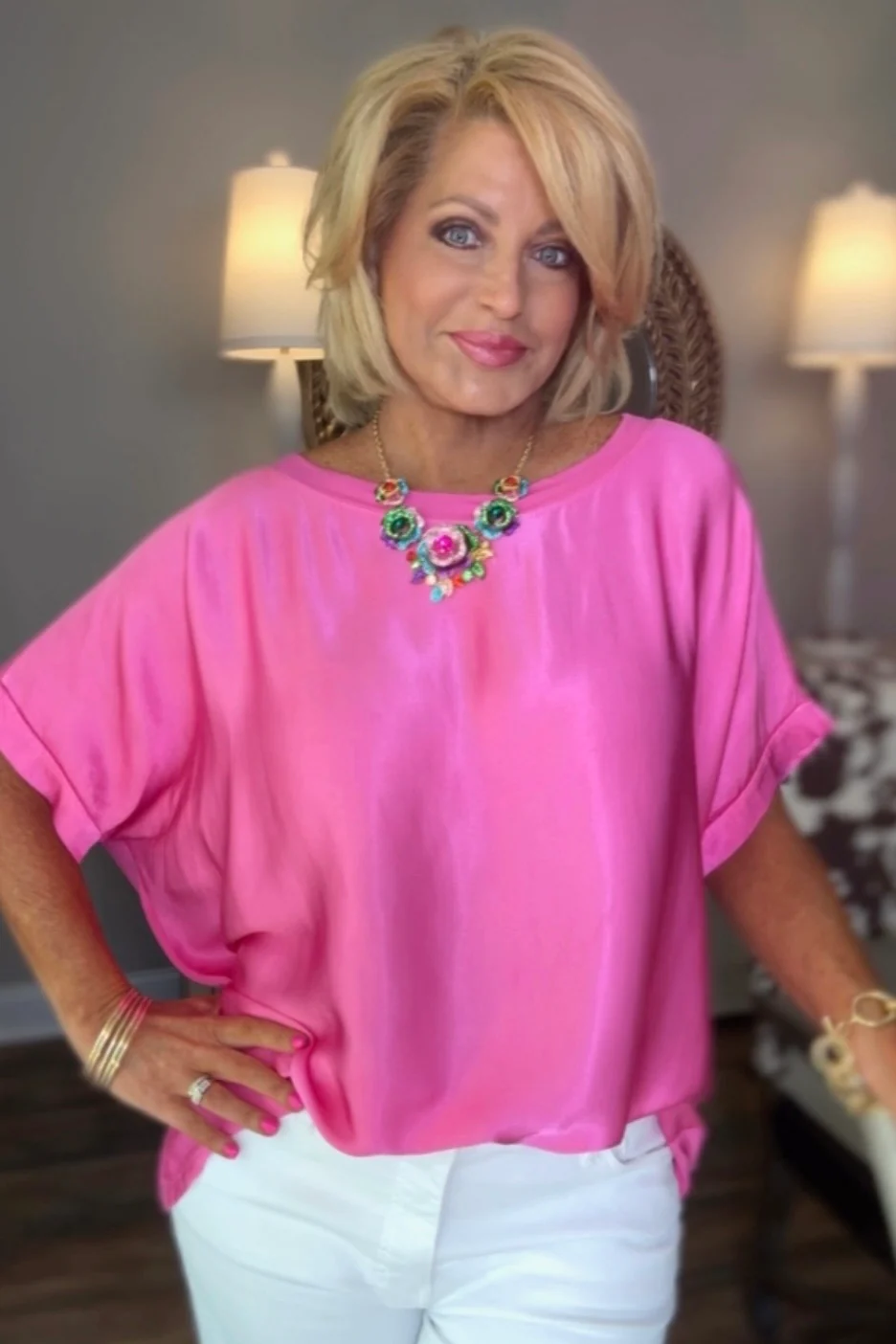 Gywn Satin Short Sleeve Fuchsia Top
