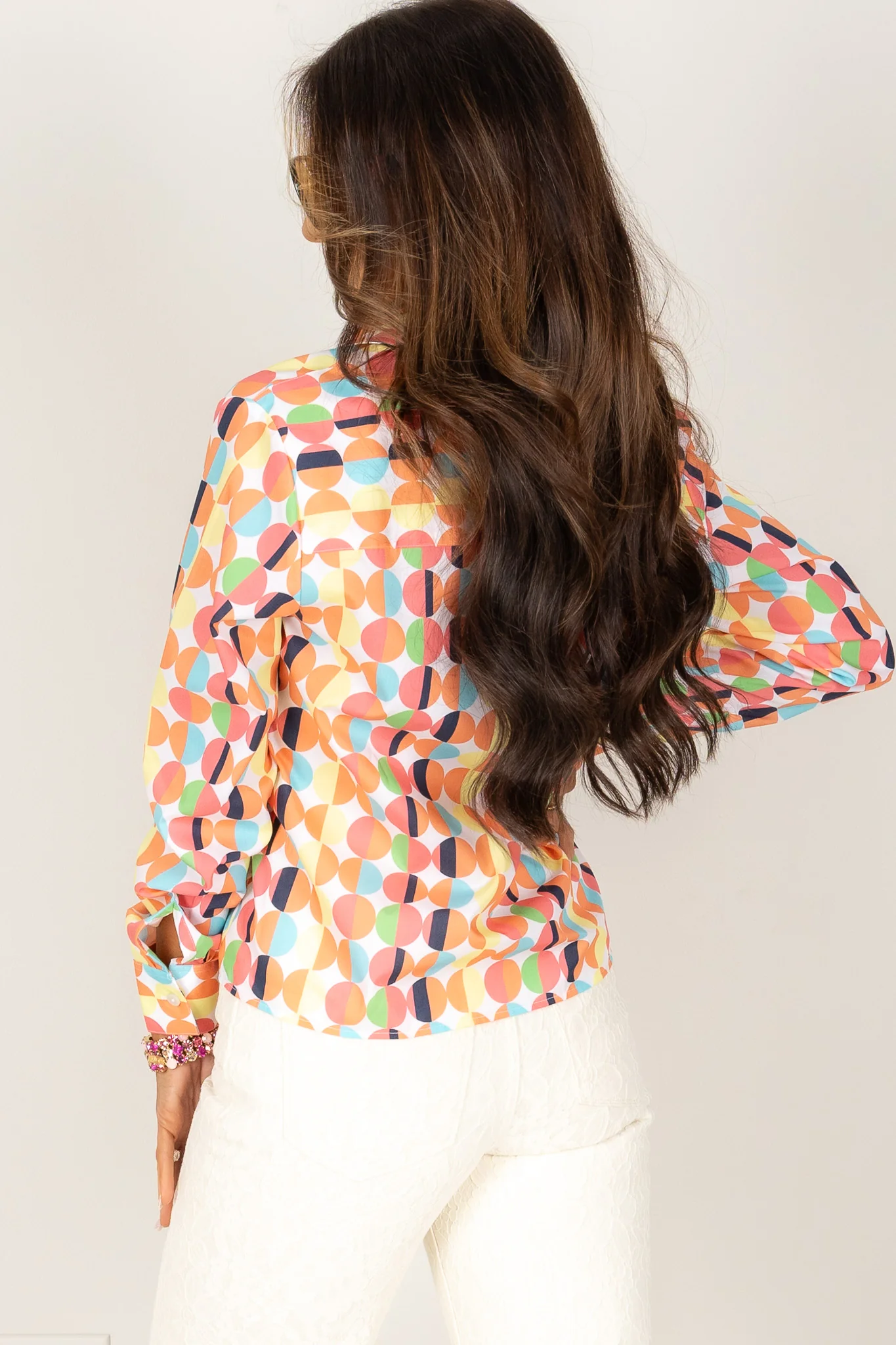 Foxcroft Jodie Retro White Multi Long Sleeve Blouse - Image 3