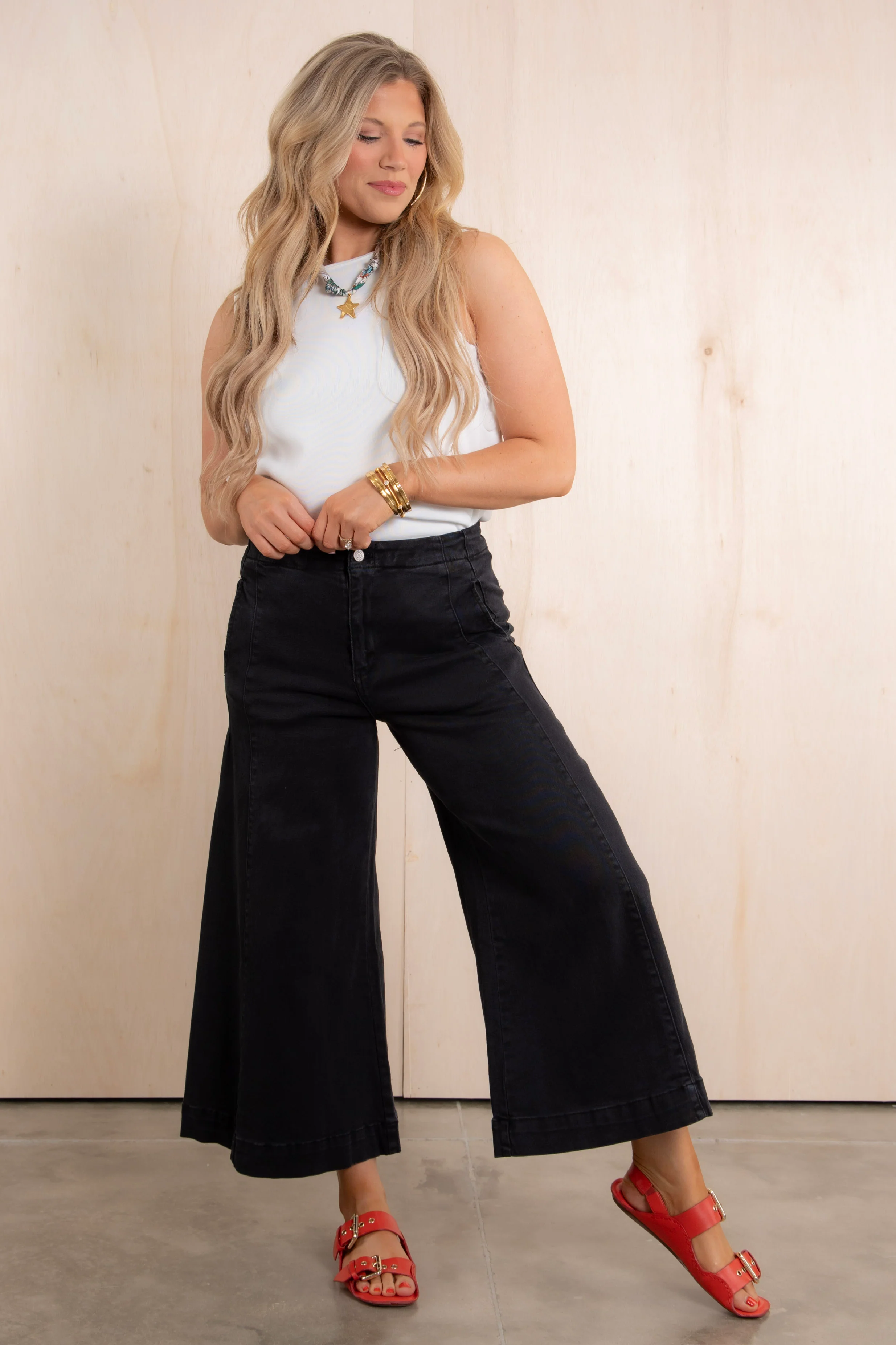 Getting Started Black Wide Leg Jeans - Image 4