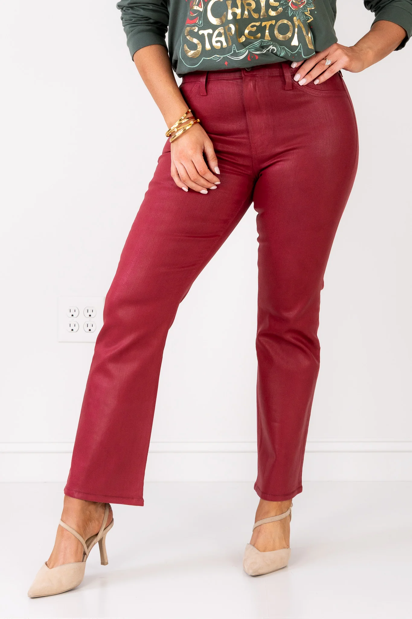 Just Black Slim Cropped Coated Burgundy Bootcut Jean - Image 3