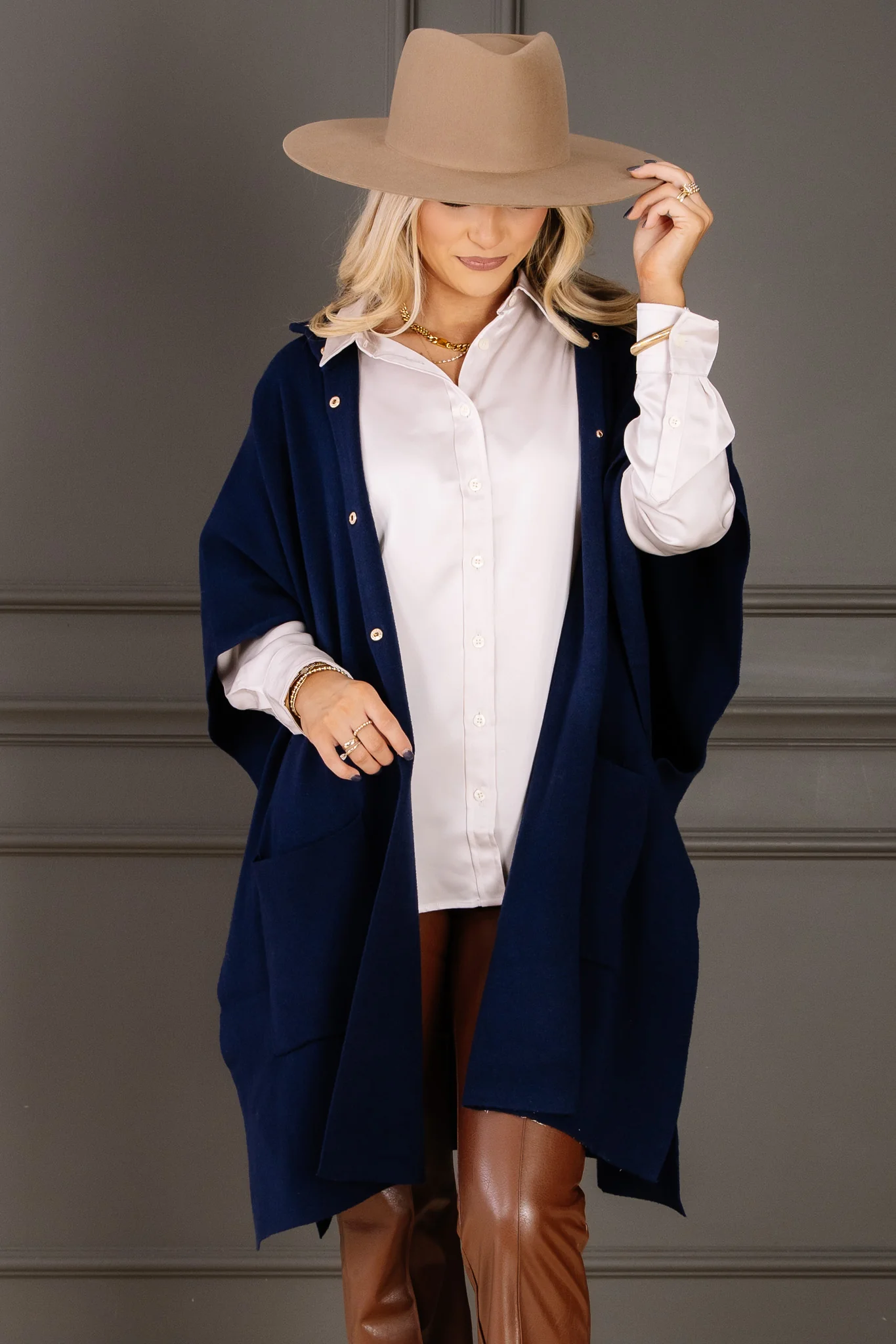 Molly Bracken Navy Blue Short Sleeve Cape - Image 5