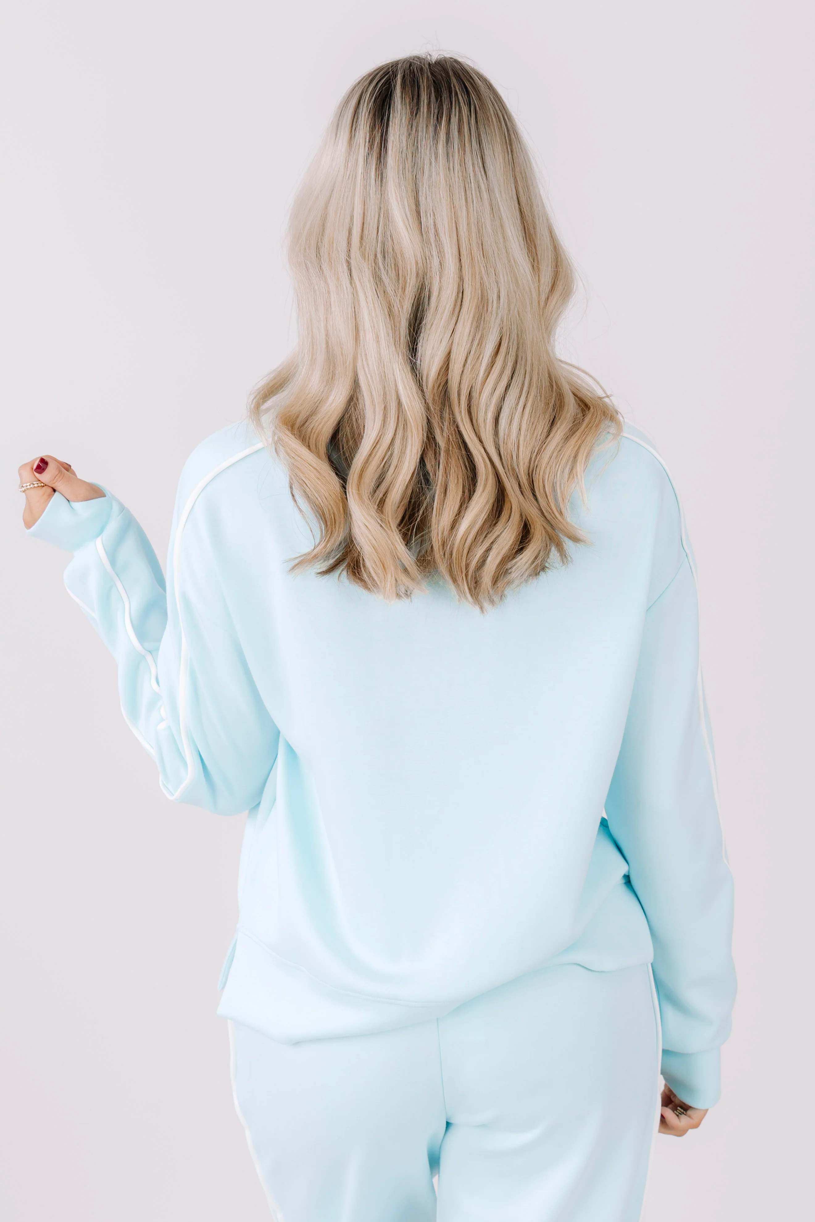 TWT Lux Collection Light Blue Piping Half Zip Long Sleeve Top - Image 4