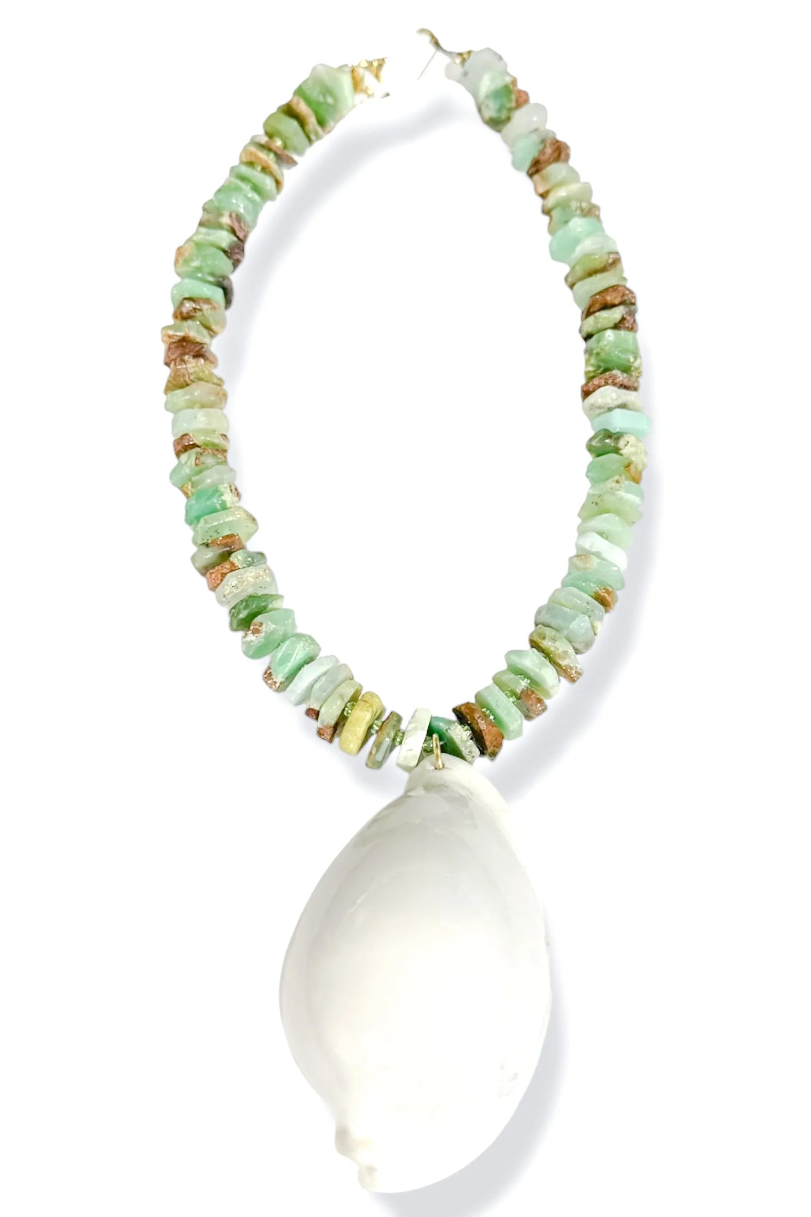 Made In The Deep South 1960s Shell 1960s Bead Necklace