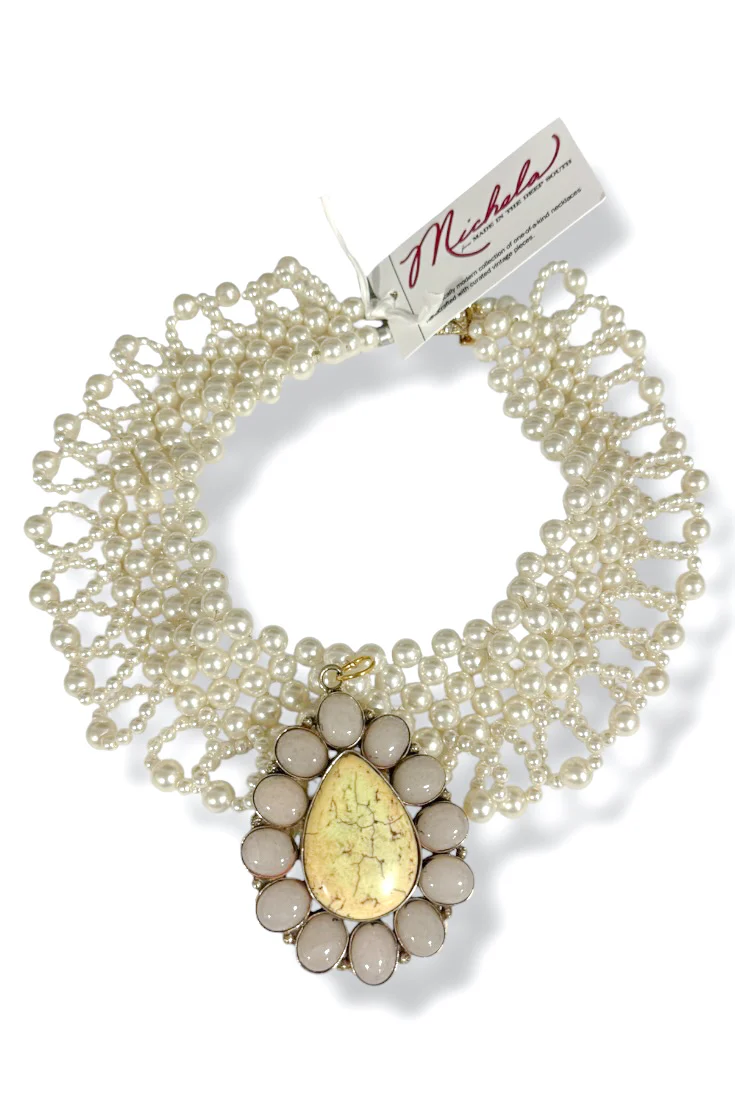 Made In The Deep South 1970s Agate Pendant 1960s Bib Necklace