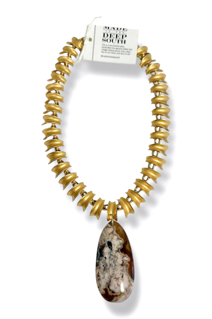 Made in the Deep South 1970s Natural Stone Pendant 1970s Necklace