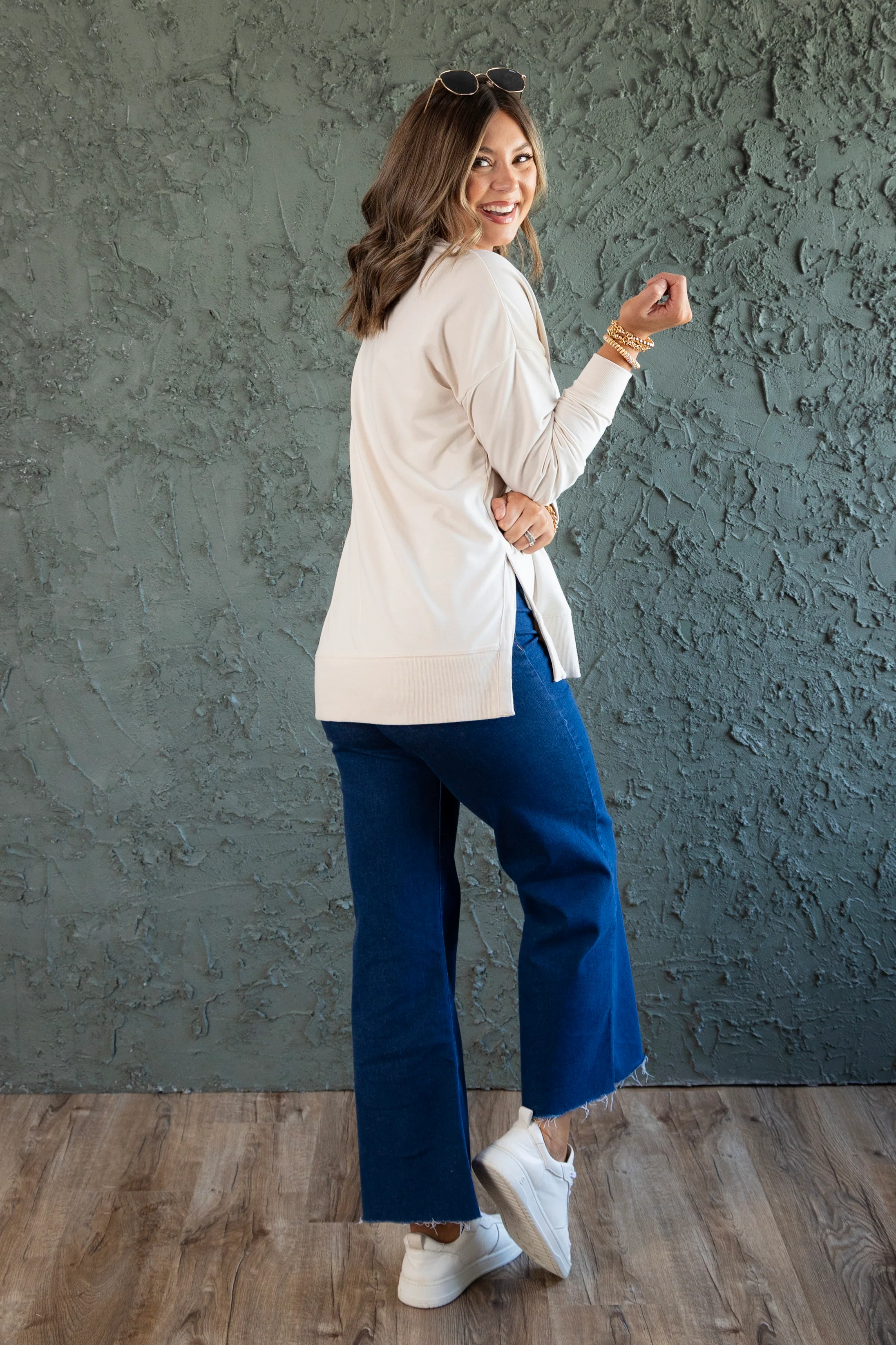 Modern V-Neck Weekender - Fossil | Z Supply - SALE - Image 3