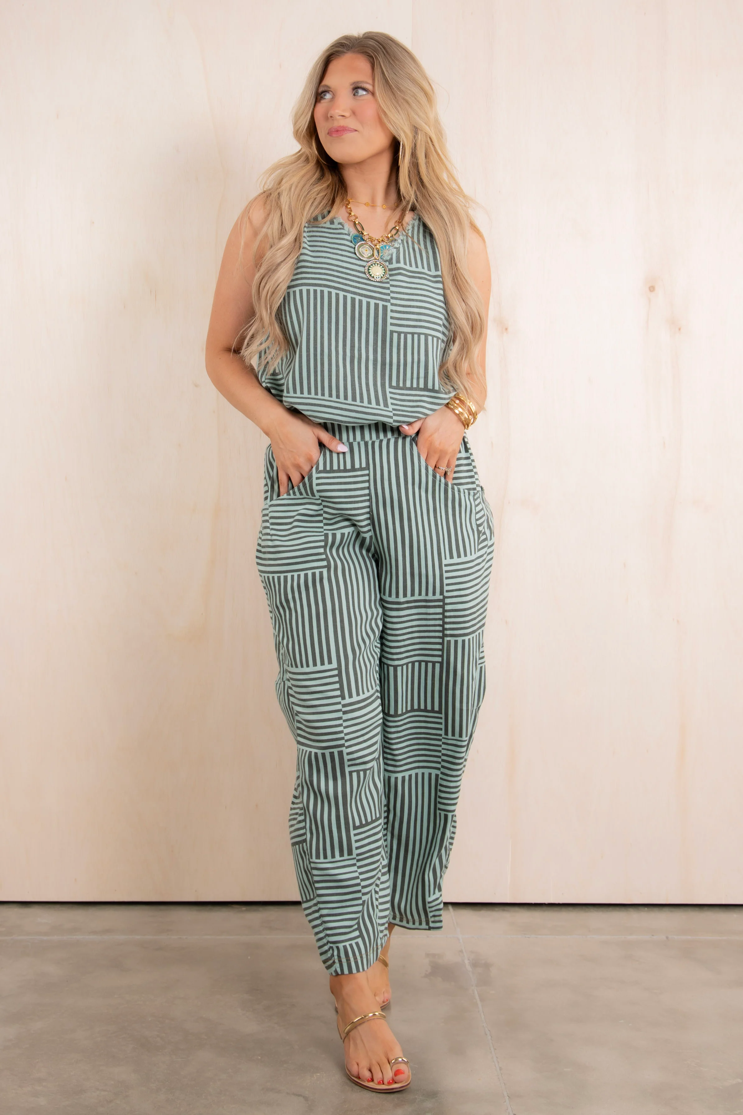 Set The Scene Mint Sleeveless Top *Final Sale* - Image 2
