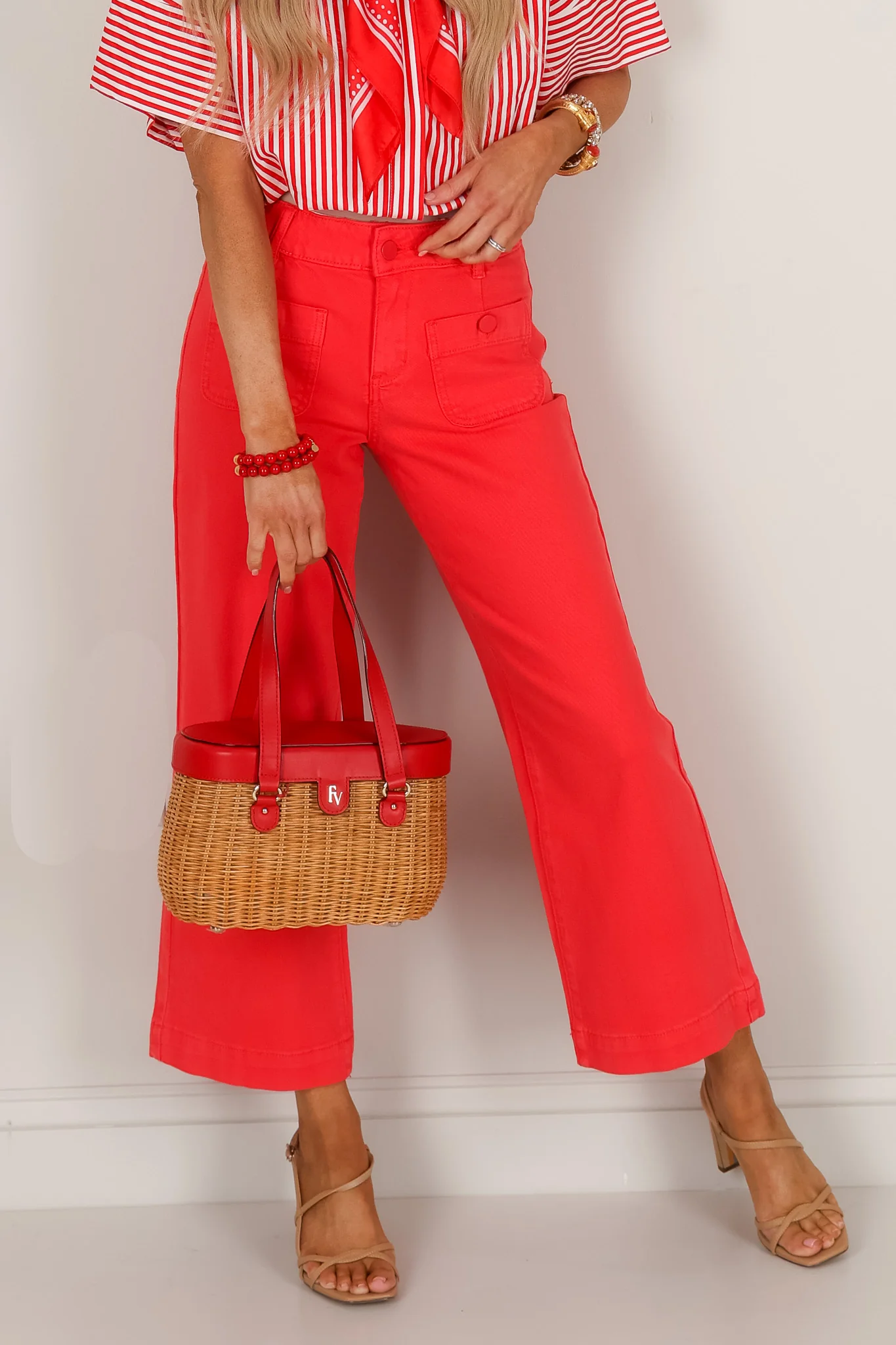 Tribal Sophia Coral Red Hugging Cropped Pant