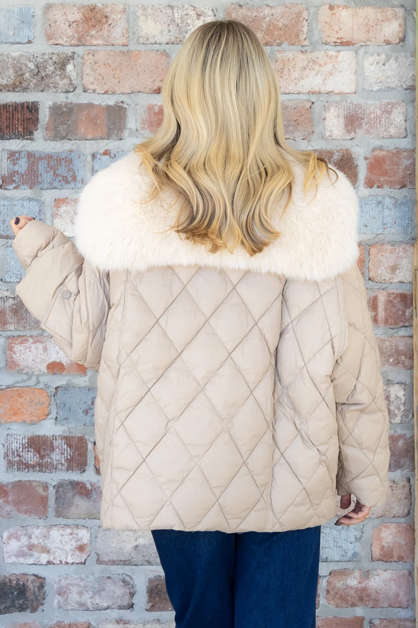 Sylvia Cream Fox Fur Quilted Jacket - Image 3