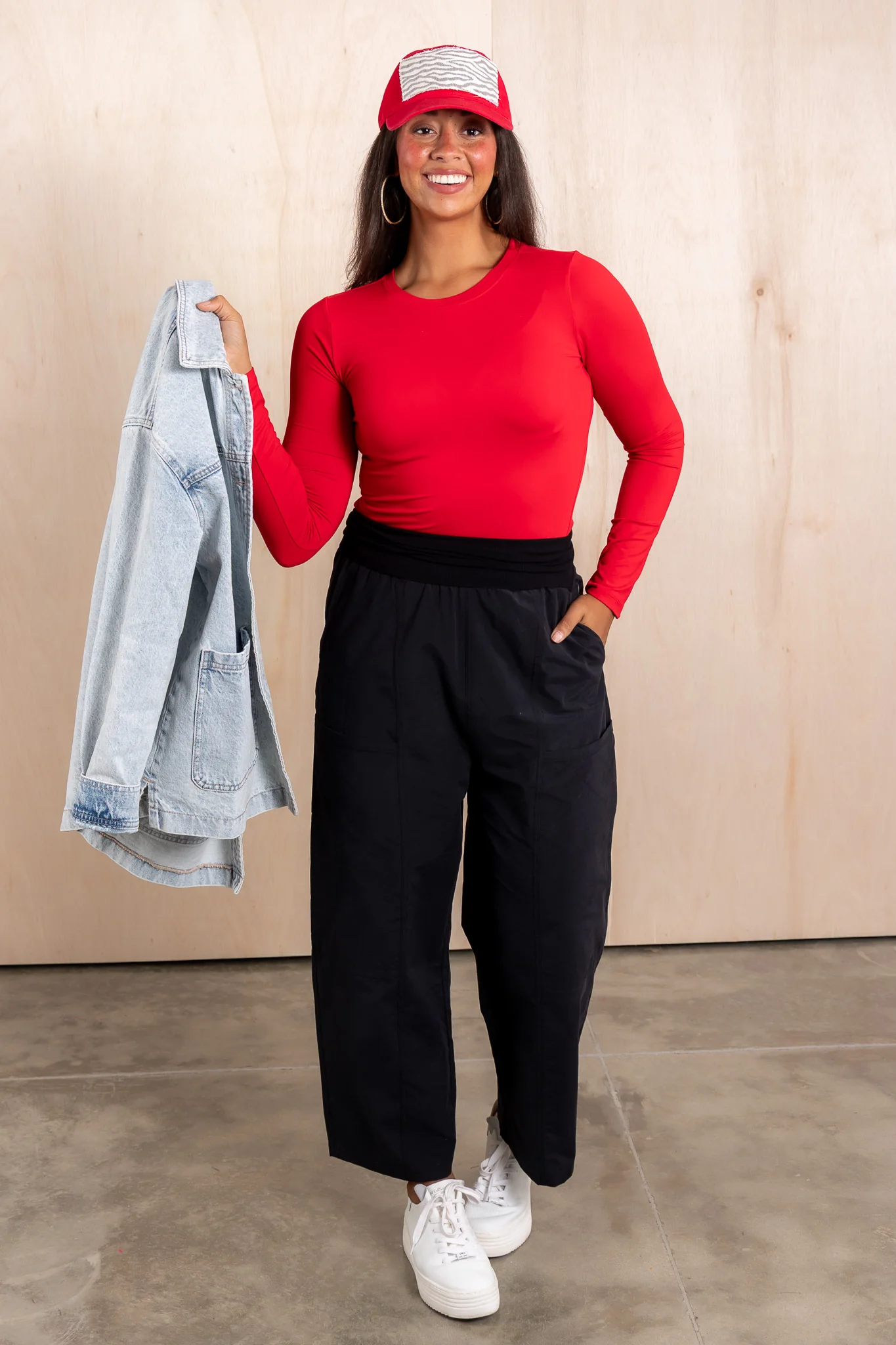 Voyager Black  Wide Leg Cropped Pants - Image 3